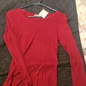Active USA Burgundy Long Sleeve Top